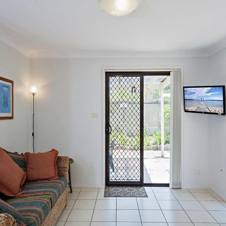 Gretel Close, 5, Beach House Nelson Bay Extérieur photo
